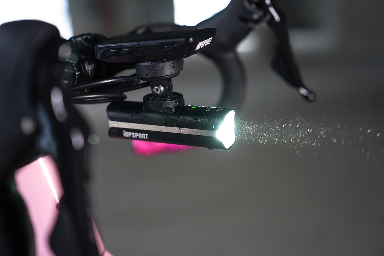 VS1200 - Smart Front Light